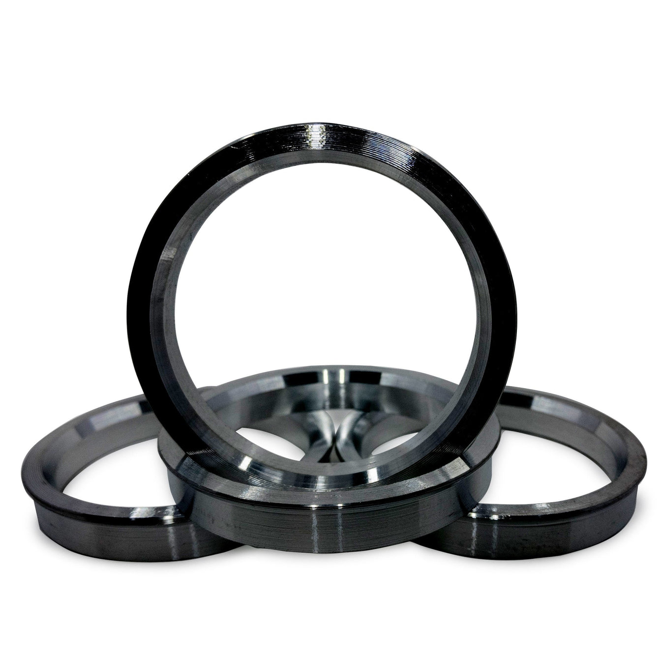 Assorted hub-centric rings with a 57.1mm inside diameter for compatible Volkswagen and Audi vehicles with aftermarket wheels